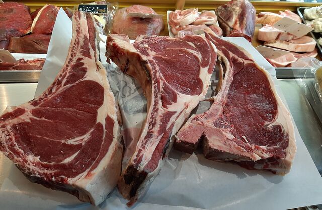 Côtes de boeuf de race Bazadaise rayon boucherie
