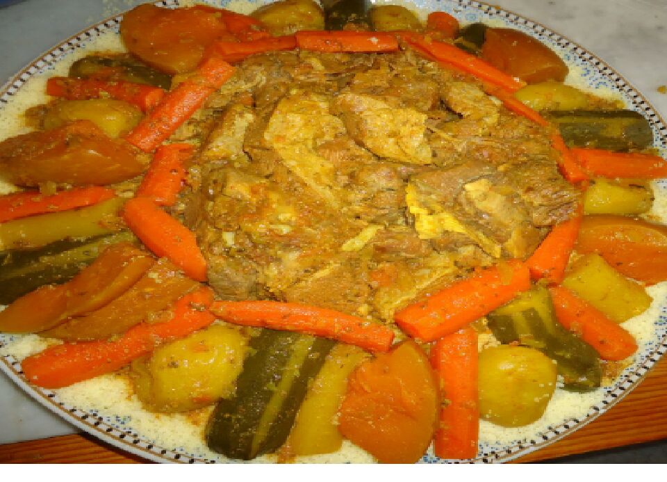 Couscous Veau 15,50 € la part
(Semoule, Légumes, Bouillon et Veau)