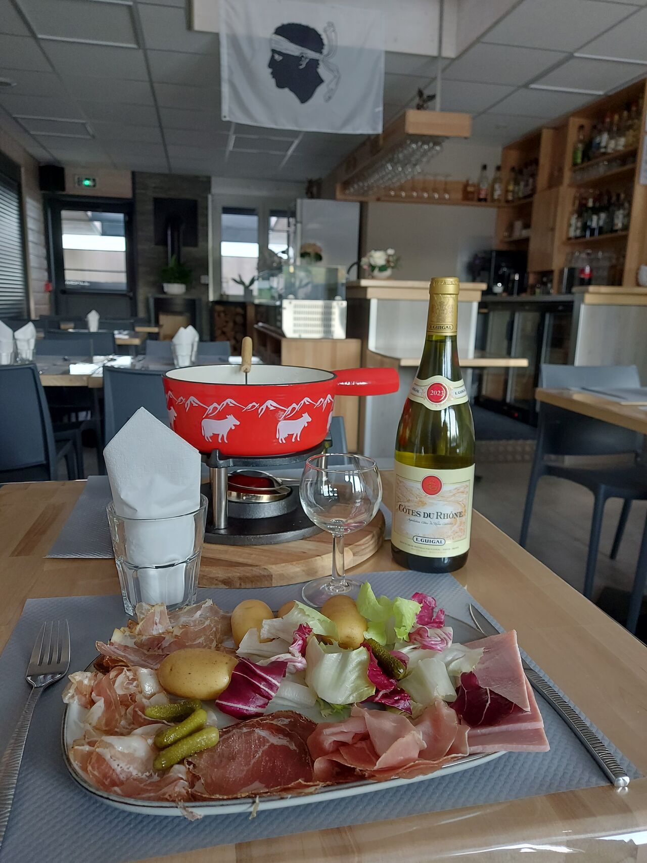 Fondue Suisse