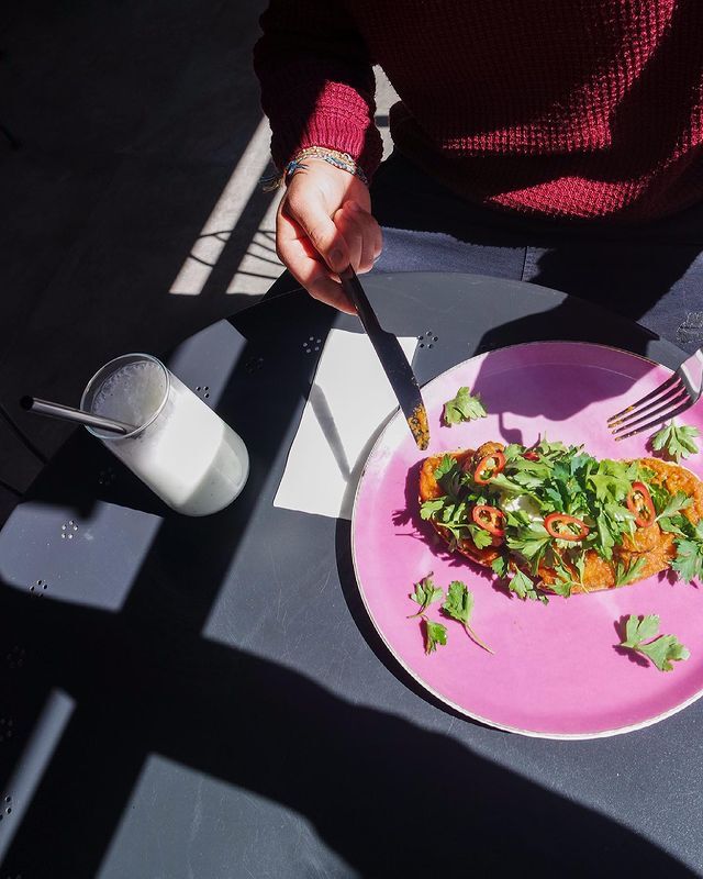 Mini mini köfteler, ekşi mayalı ekmek ve domates soslu efsane lezzetler 😍