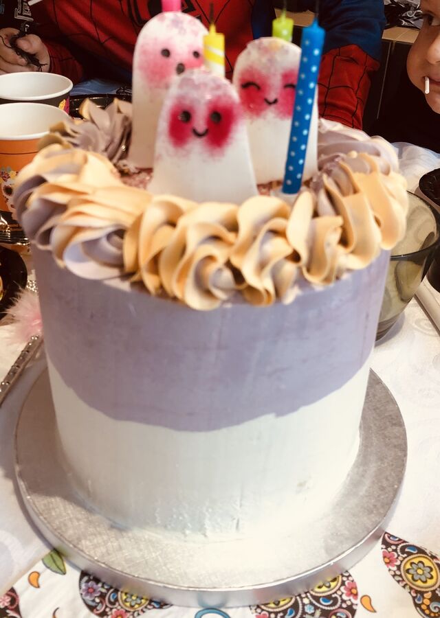 Layer cake Kinder bueno