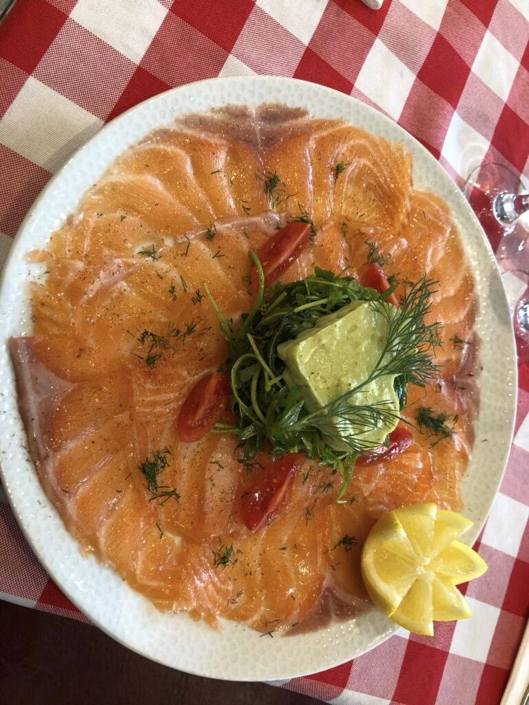 carpaccio saumon gravlax maison 