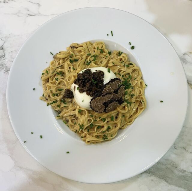 Linguines à la truffe et sa burrata truffée