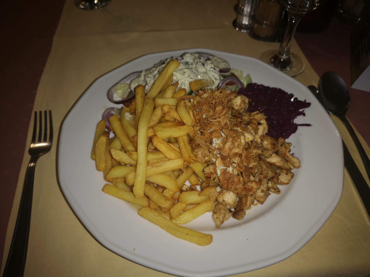 Gyros tál csirkemellből