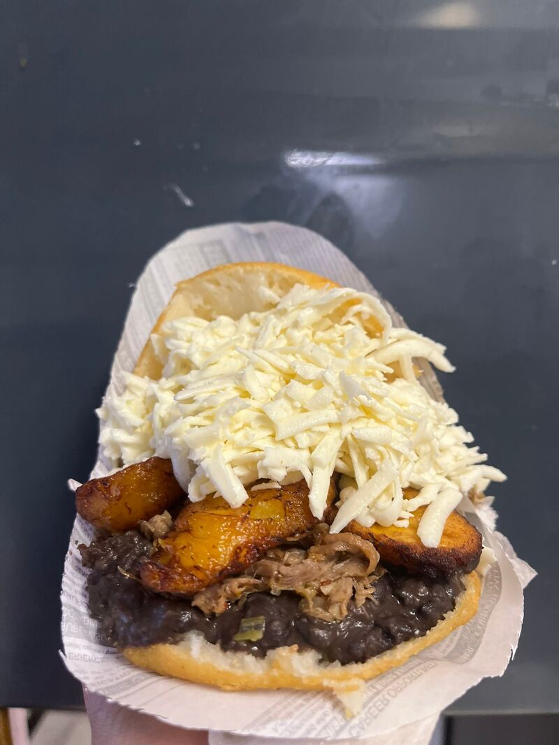 AREPA DE PABELLÓN 