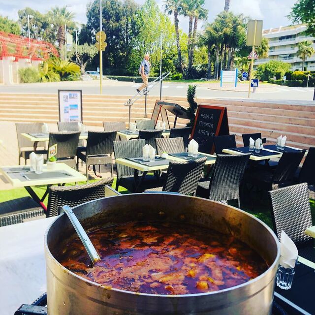 Le couscous fini de mijoter