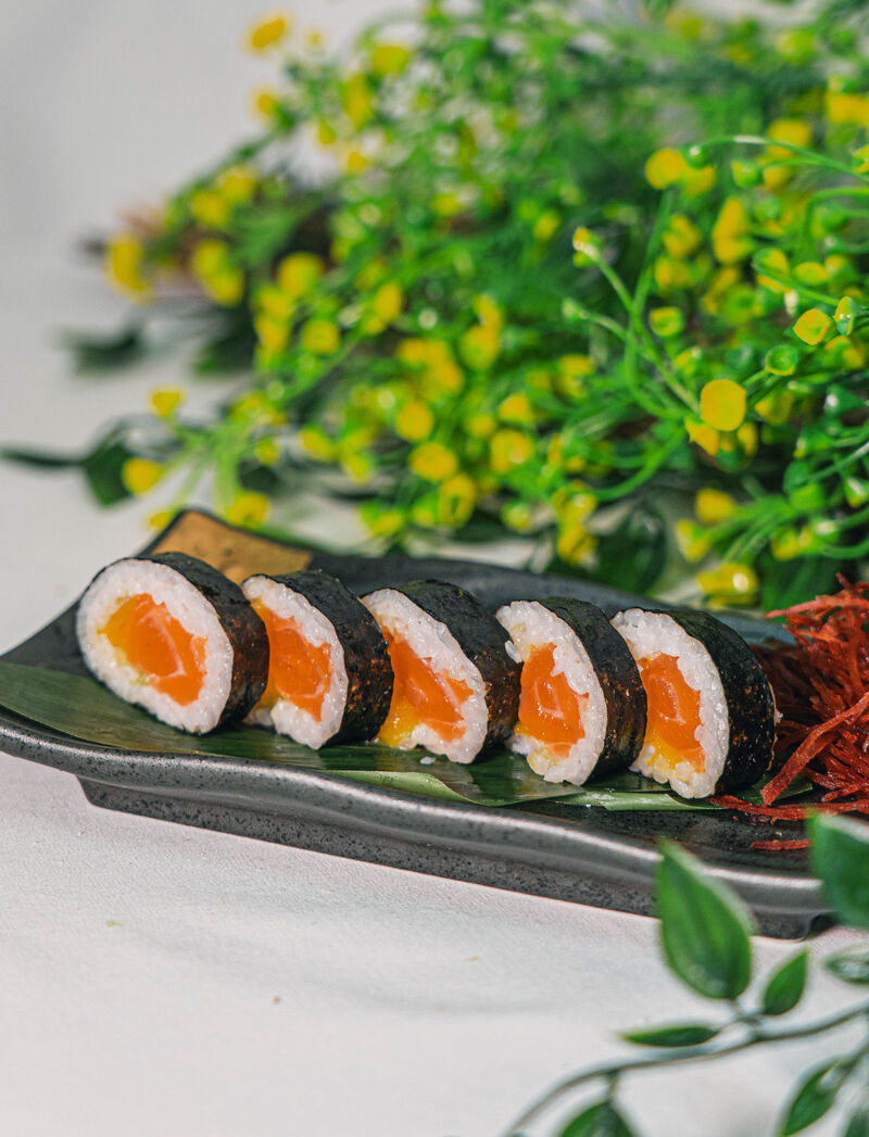 Futomaki Salmão
