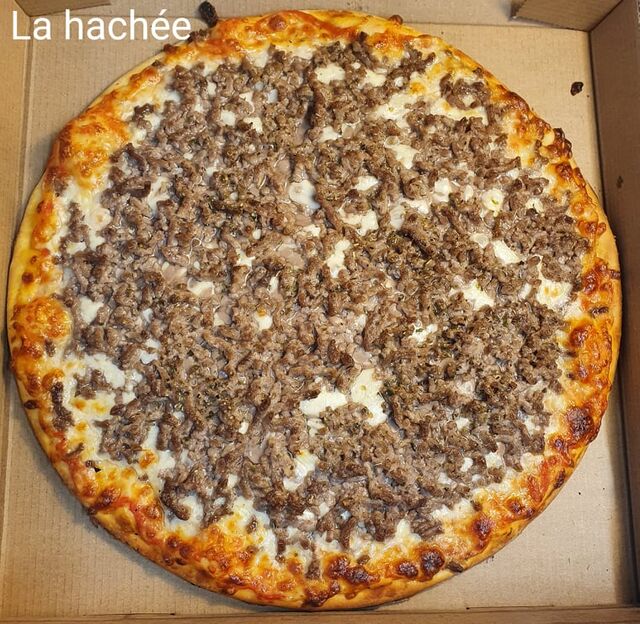 Base tomate, viande hachée, origan