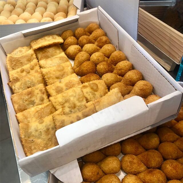 Mix stuzzichini (salgadinhos) 100 unità