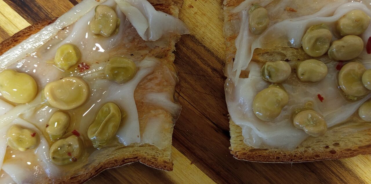 Lardo fave e pecorino 