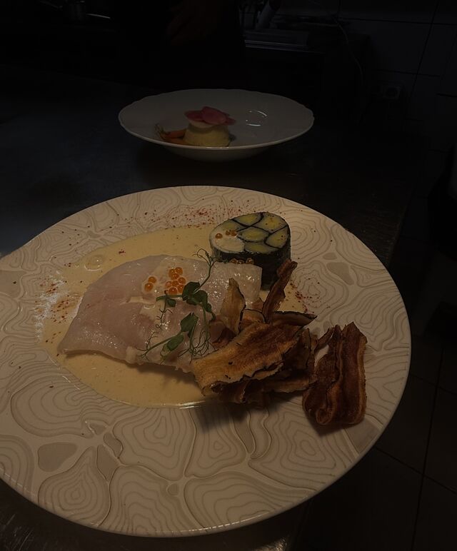 Skreï, poireau nori, sauce raifort citron