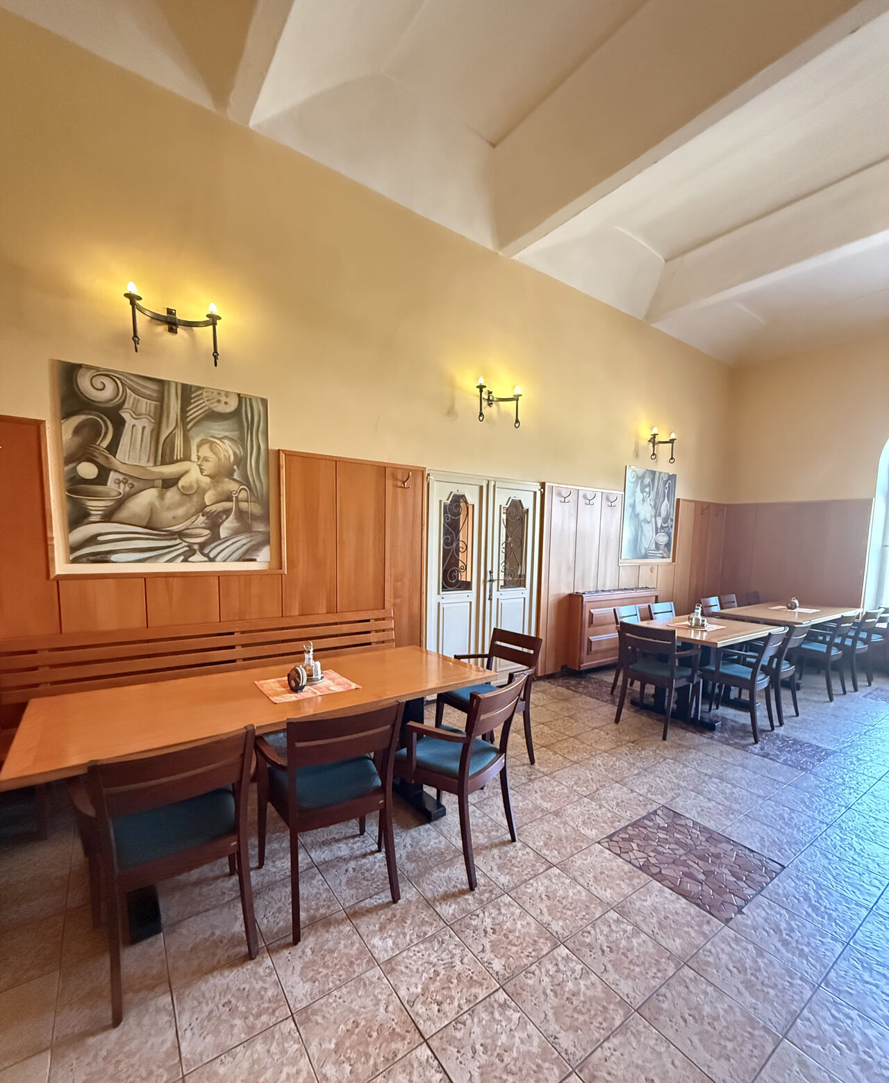 Jídelna hotelu Morava