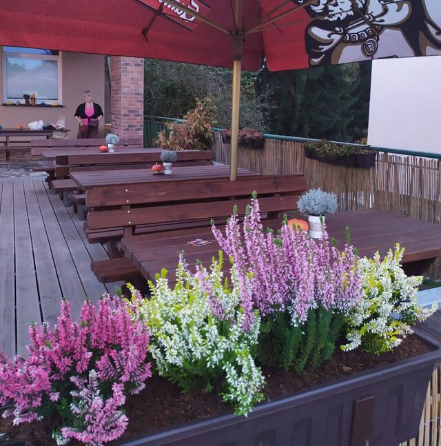 Podzimní výzdoba na zahrádce u Slávie. 