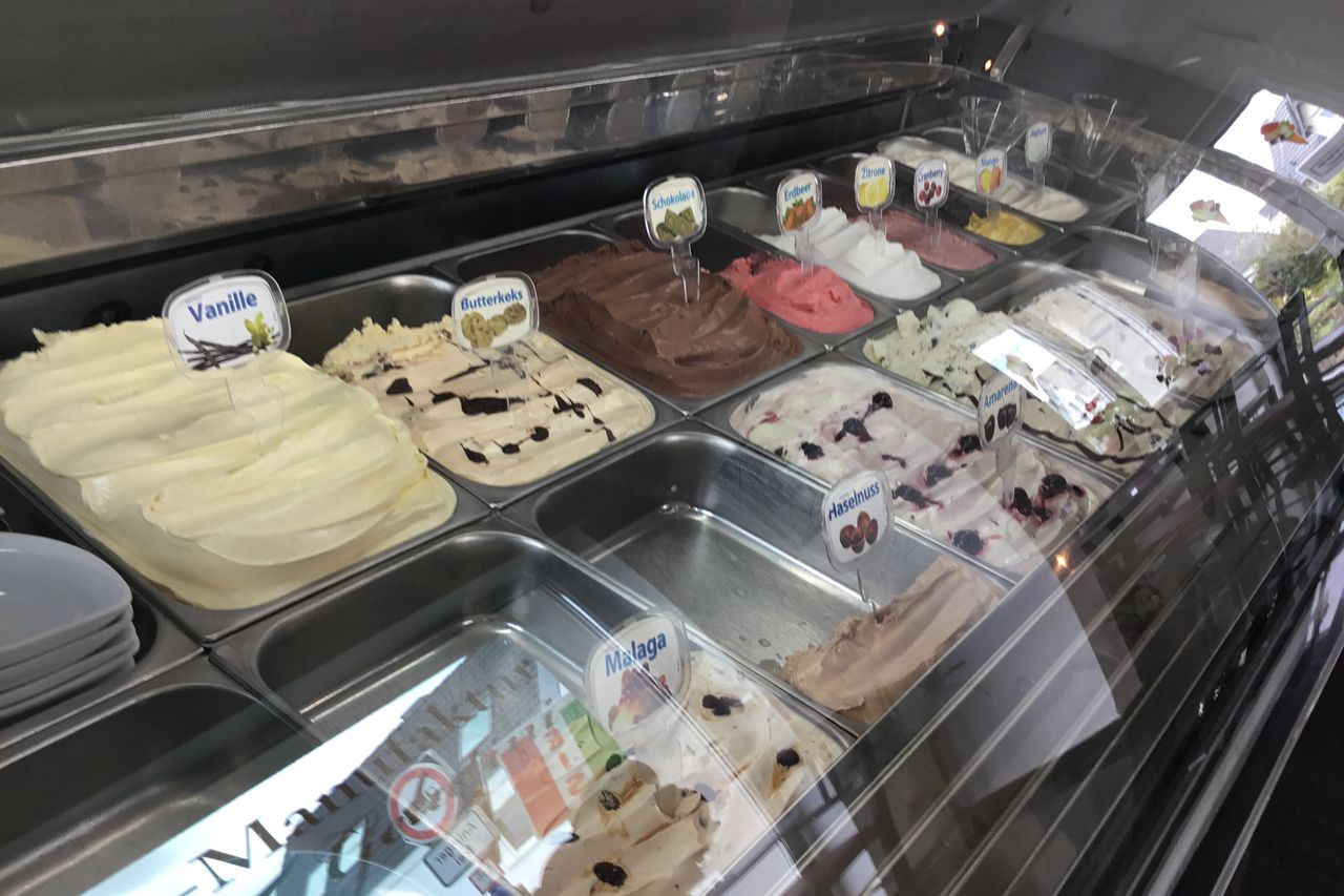 Eis - Cafe