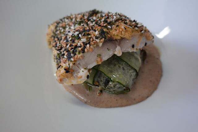 Filet Mahi Mahi sur chausson concombre de feuille de patate douce sauce vanille (Hawaï 2021)