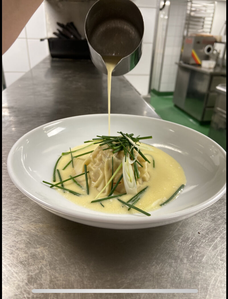 service a l'anglaise pour la raviole de gambas