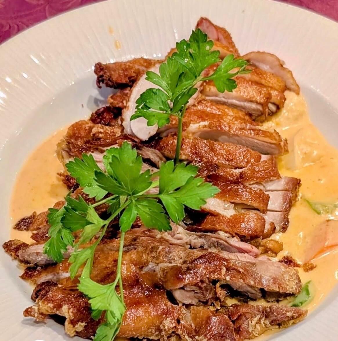 Pato curry rojo