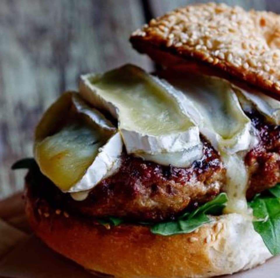 Burger du moment:
Le chèvre et miel