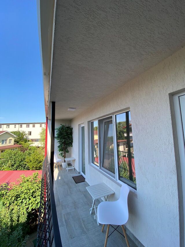 Balcon Cameră Triplă