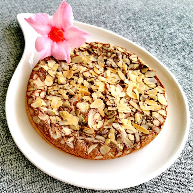 DESSERT : Gâteau amandes et fleurs d' oranger