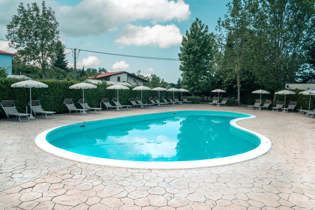 Piscina principale di giorno