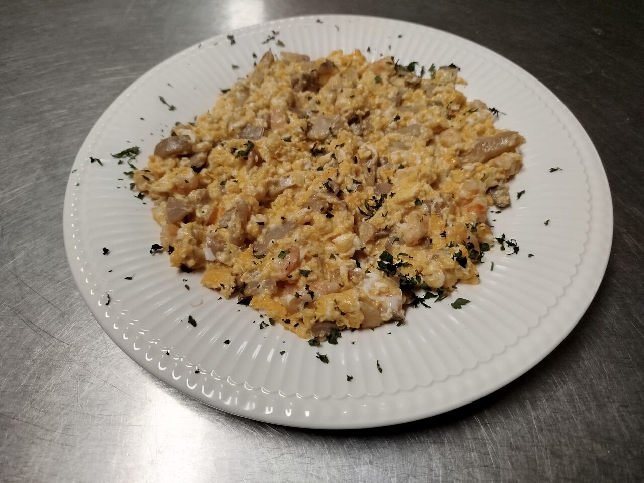 Revuelto Setas y Gambas