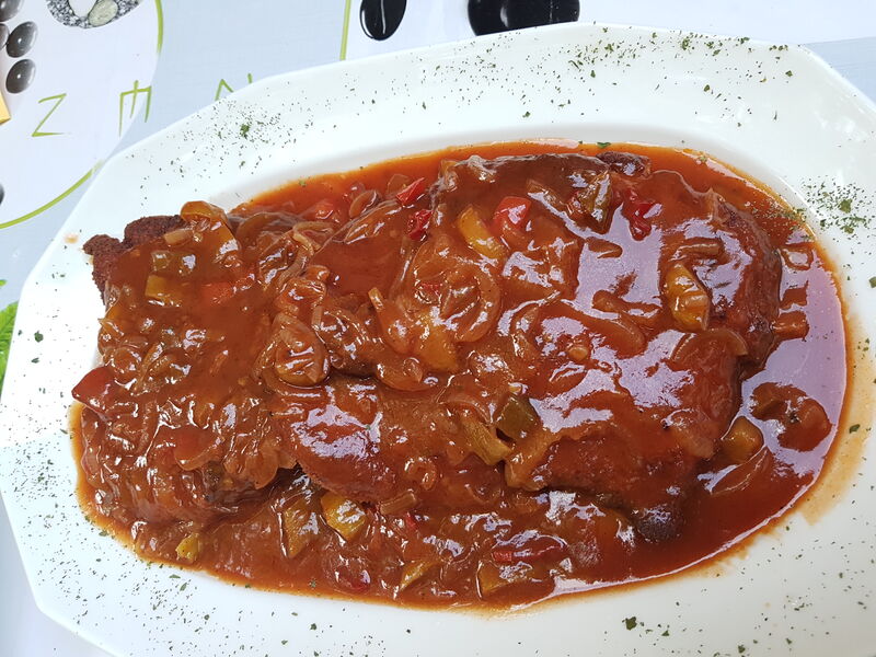 Teufelschnitzel mit extra viel Soße 