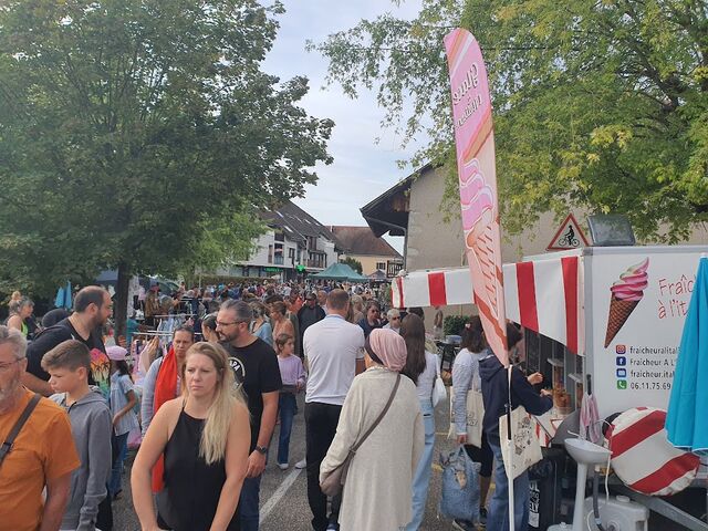 VIDE GRENIER EPAGNY
