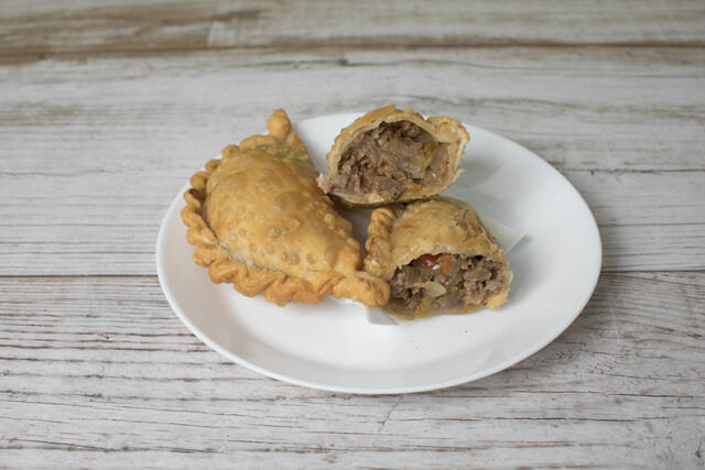 EMPANADA DE CARNE 