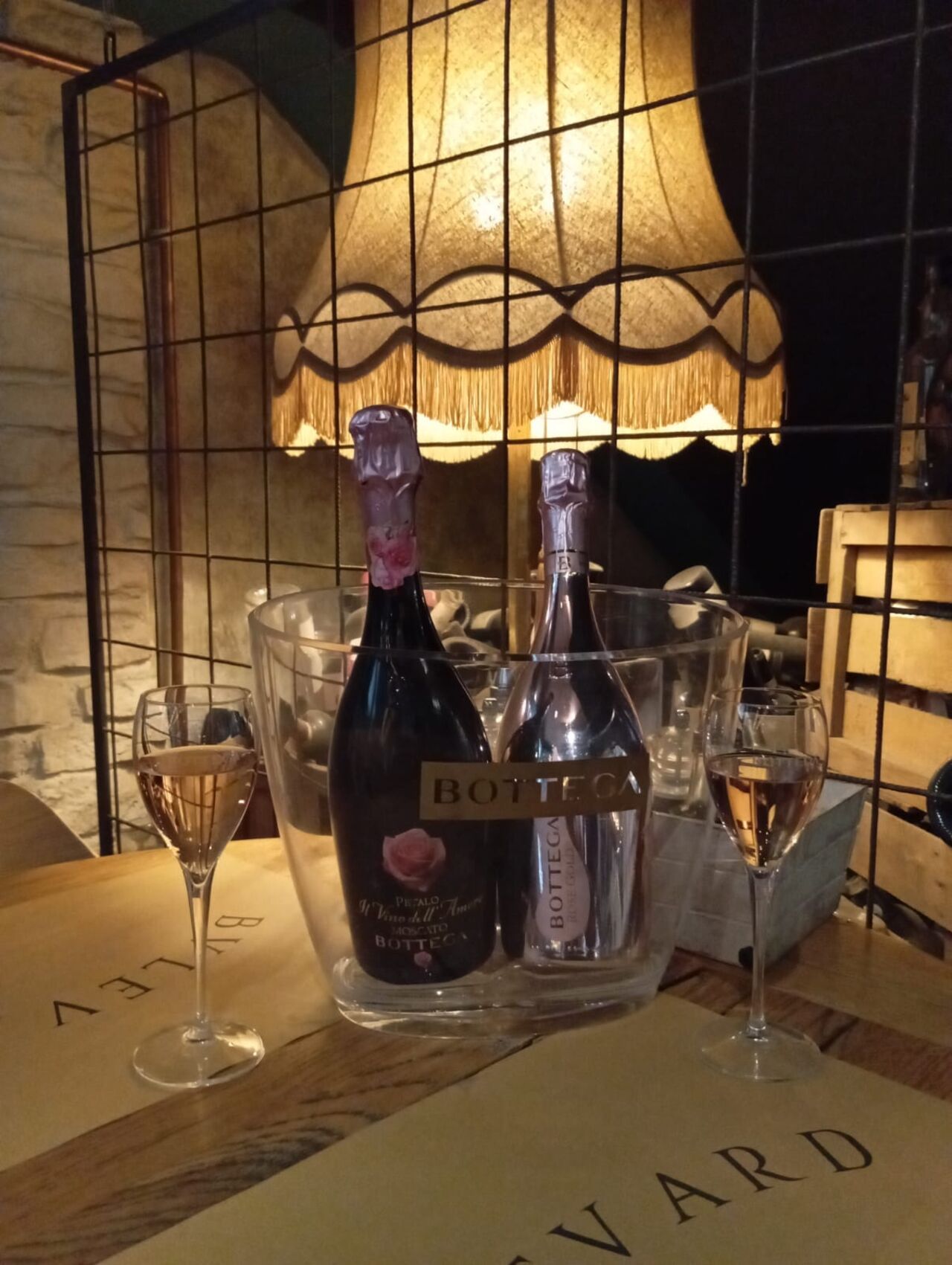 La restaurant Bulevard petrecem frumos!