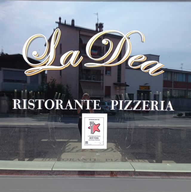 https://restaurantguru.it/La-Dea-Ristorante-Pizzeria-San-Giorgio-Piacentino
