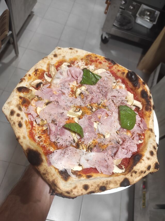 Notre belle Regina, humm...