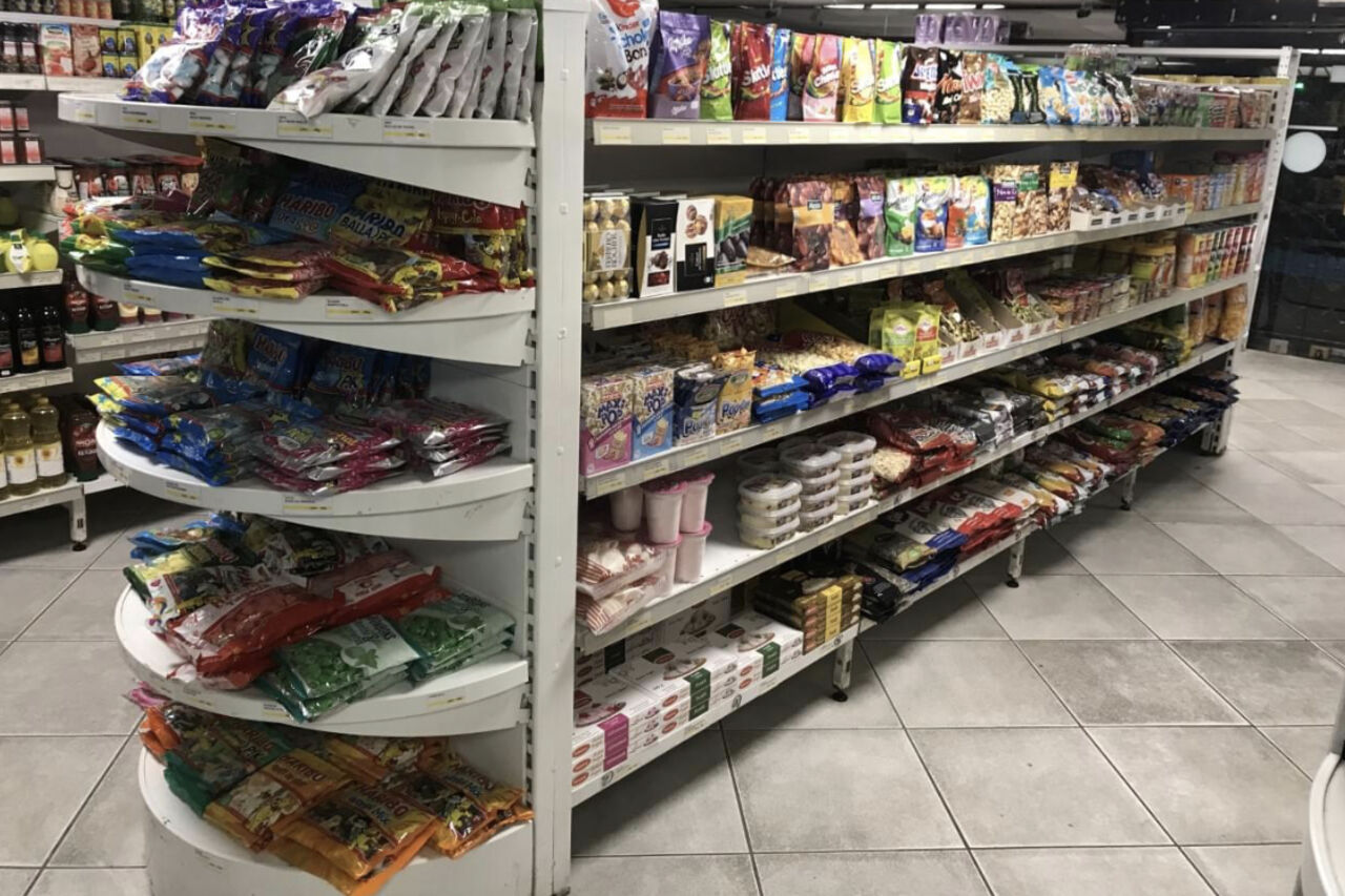 Rayon gâteaux apéritifs