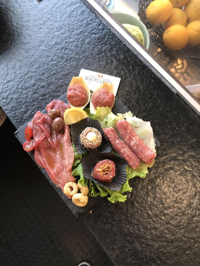 Aperitivo di carne cruda 