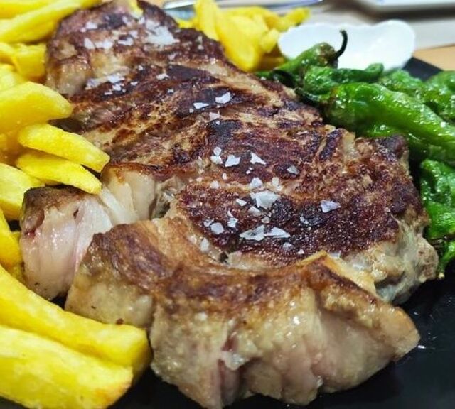 Entrecote Plato combinado + Patatas + Huevos fritos