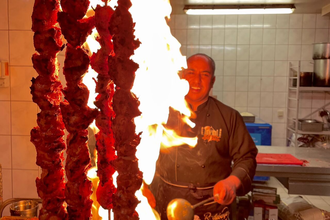 B U S I N E S S L U N C H (DI - FRI)