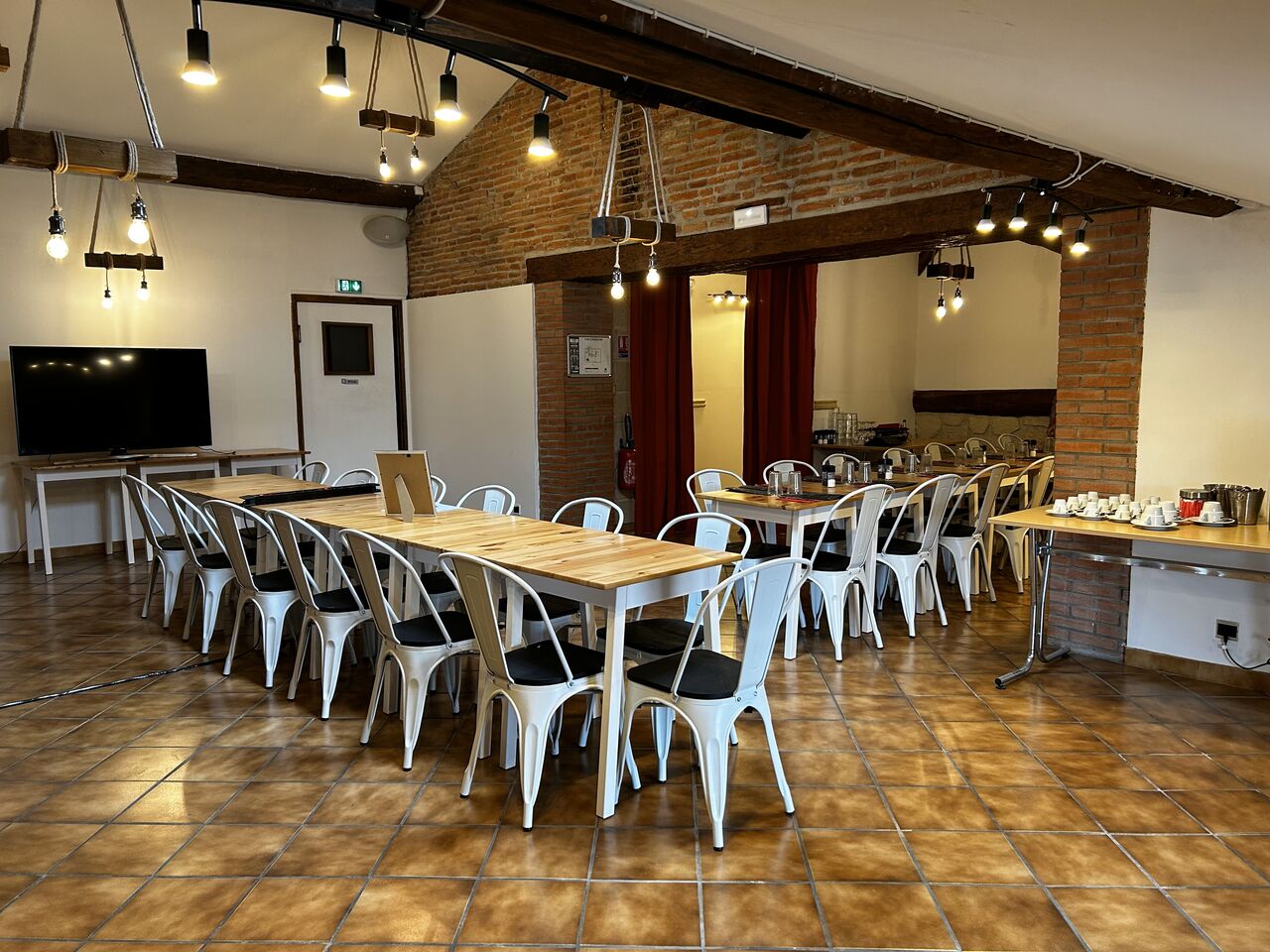 Grande salle de réunion