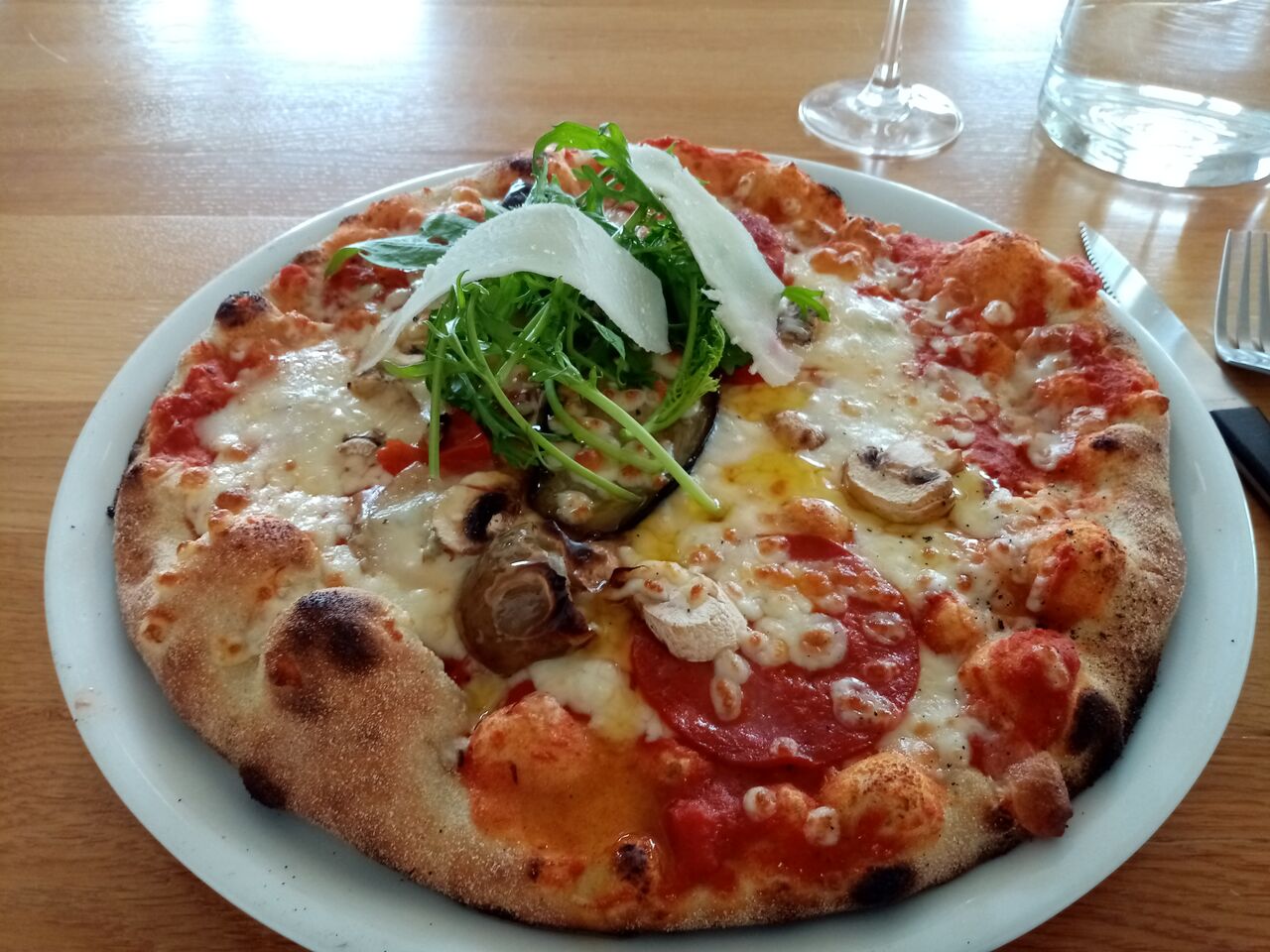 quelques essais avant ouverture de notre four à Pizza