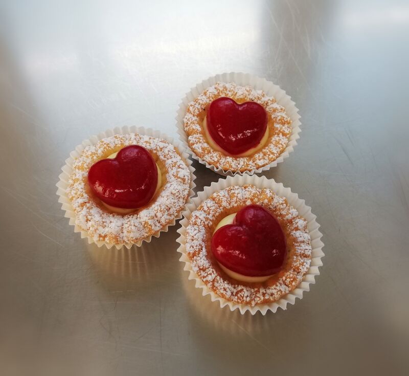 Pensando a San Valentino....il Mi Voglio Bene è perfetto per regalare o regalarsi dei dolci momenti