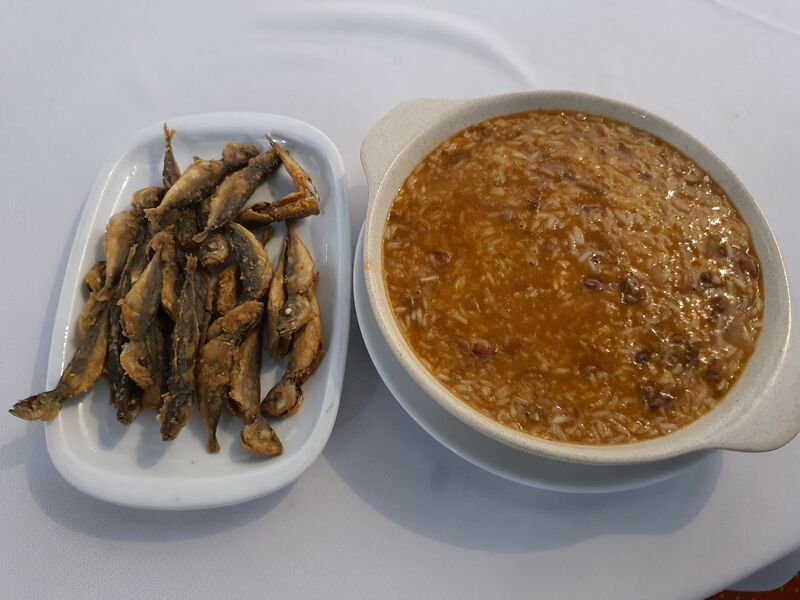 JOAQUINZINHOS FRITOS C/ARROZ DE FEIJÃO