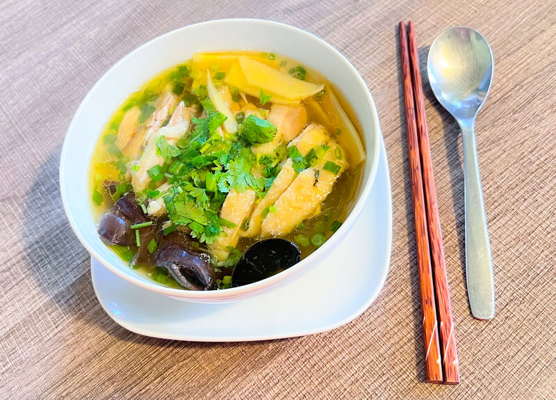 Soupe cheveux d’ange au poulet 