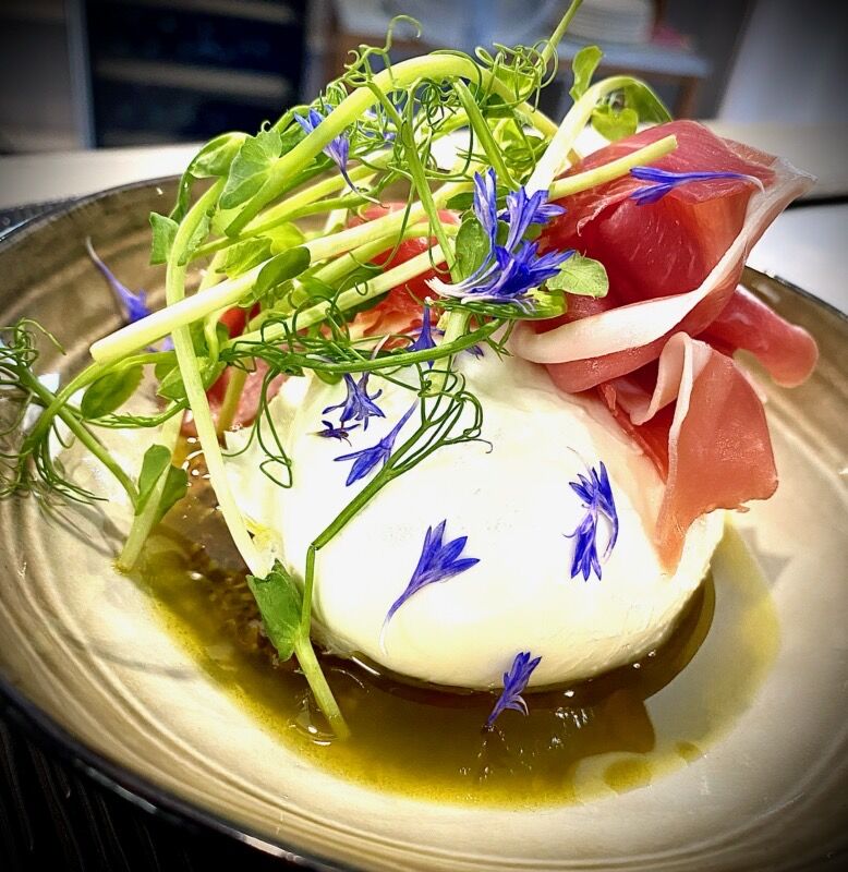 👉 Burrata, jambon de Parme et vinaigrette Italienne 😍
Restaurant L’Agape
16 rue d’Aguesseau
87000 Limoges
09-87-00-01-08