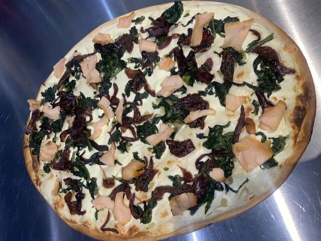 Flammkuchen „Räucherlachs“