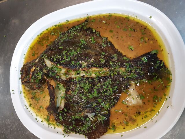 Rodaballo al txakoli