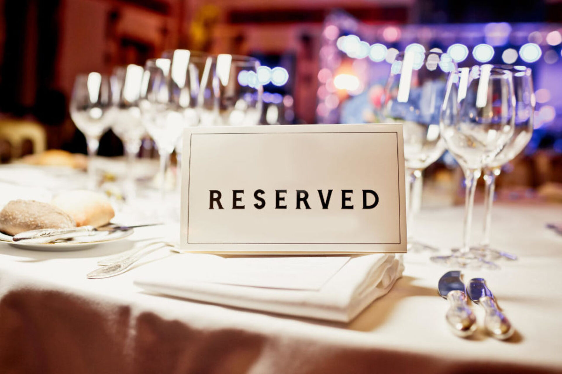 Rezervări / Reservations