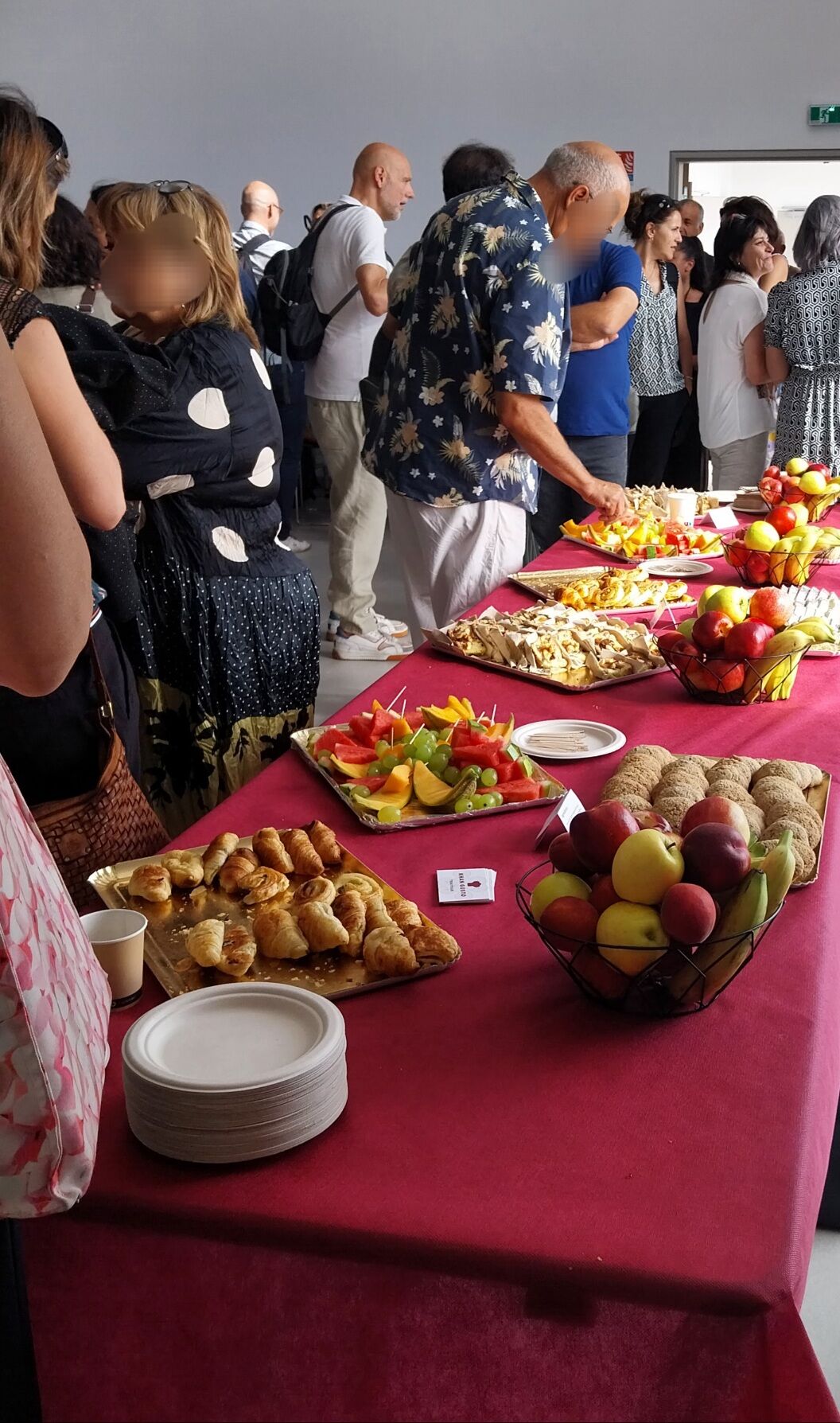 Buffet accueil café pour 100 personnes Aix Marseille Provence Metropole 