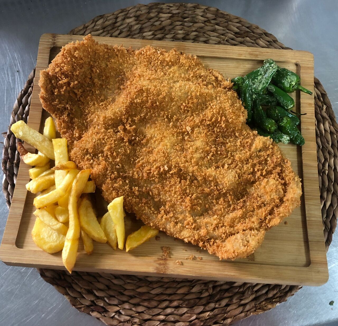 Cachopo de Cecina y Queso de Cabra