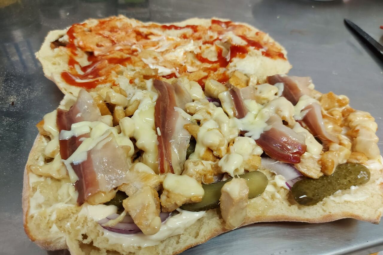 Caffe bar Azriel & Fast Food Gargamel