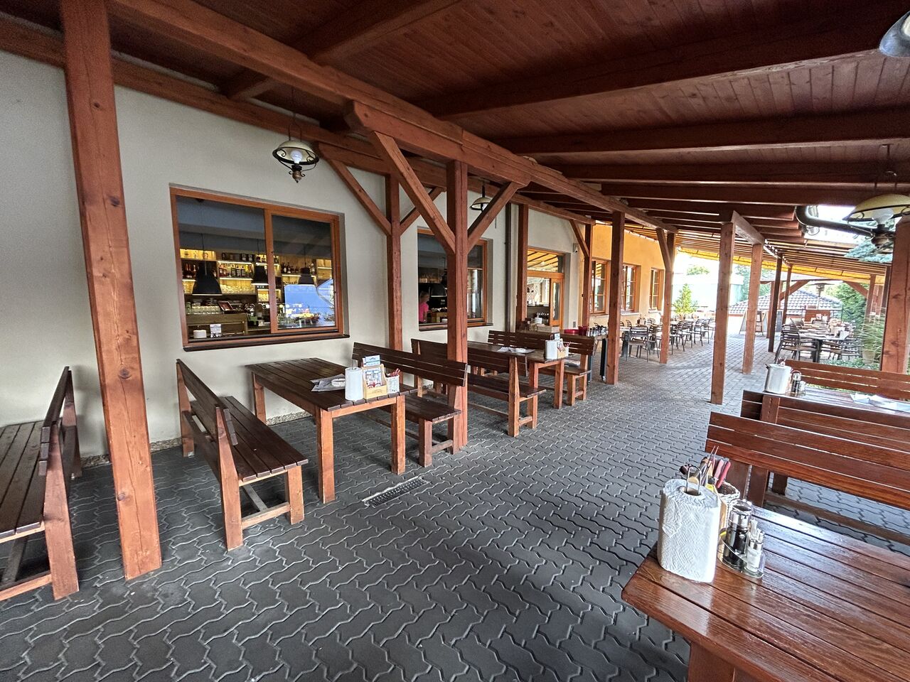 Prostory zastřešené zahrádky