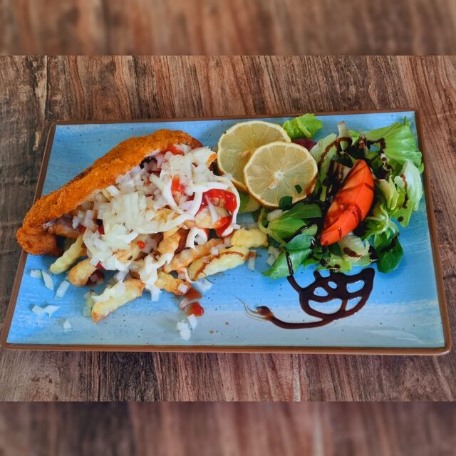 Schnitzel Tasche Pommes Rot Weiß